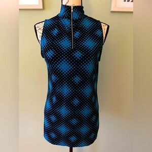 Women’s Sleevelesss Top with Zipper Detail Size Medium